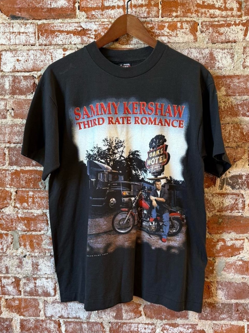 Fruit of the Loom Black Sammy Kershaw 'Third Rate Romance' Graphic Tee